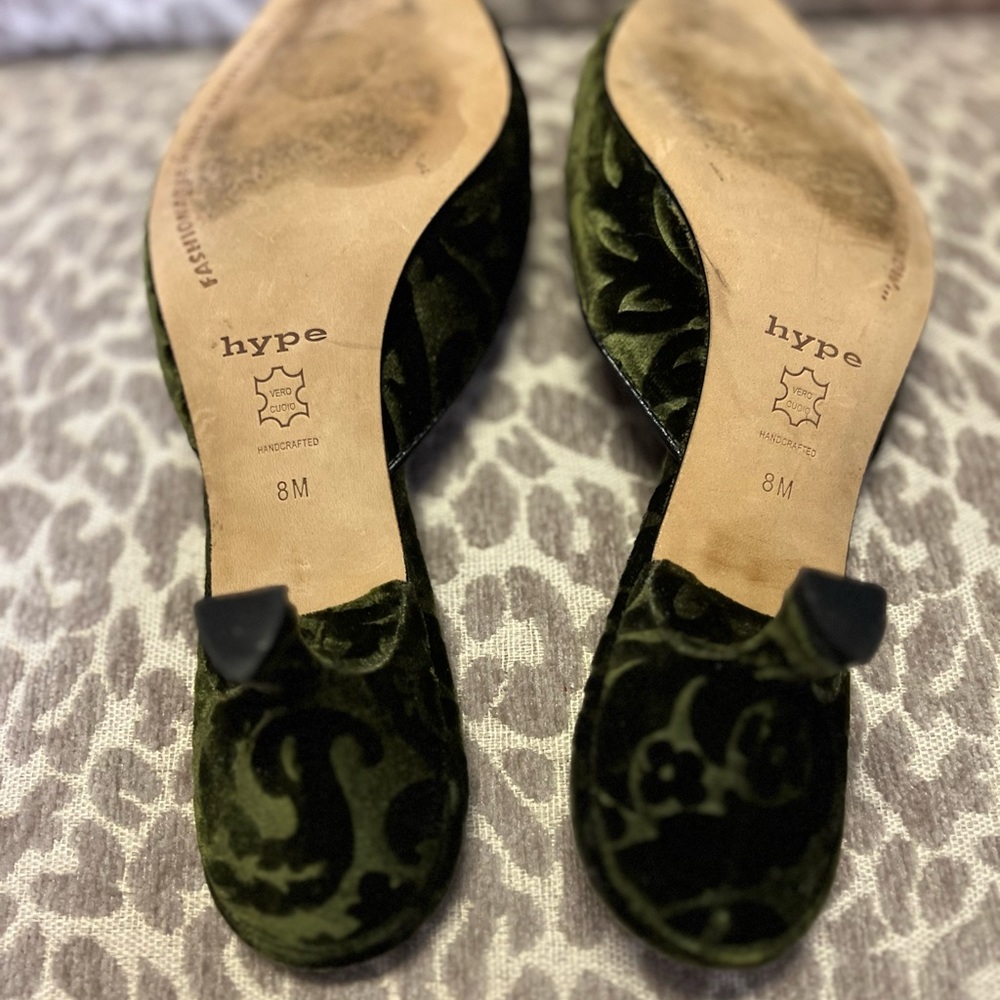 Shoes - Picture 4 of 4